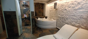 Old Café Spa Apartment